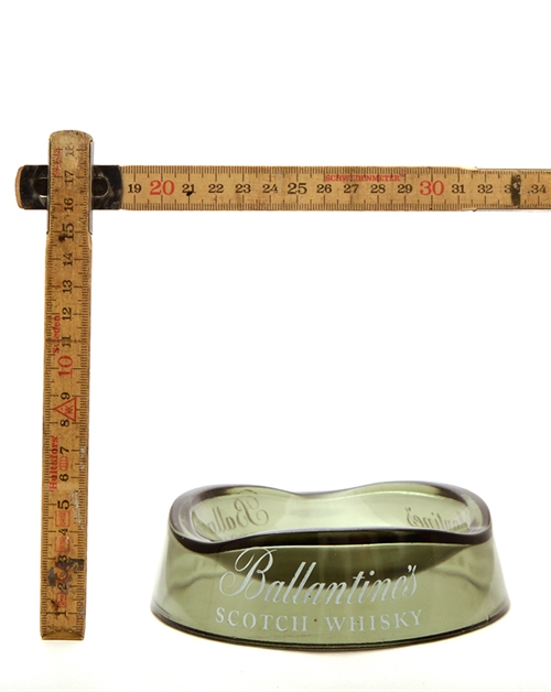 Askebæger med Ballantines whiskylogo 1