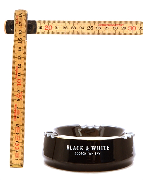 Askebæger med Black & White whiskylogo 6