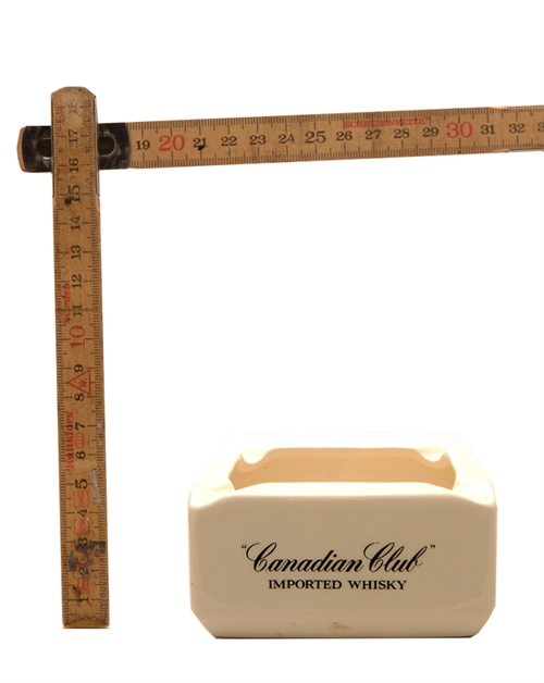 Askebæger med Canadian Club whiskylogo 2