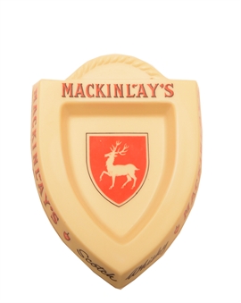 Askebæger med Mackinlays whiskylogo 1