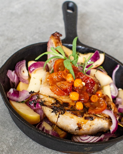 Gin marineret skaftkotelet med hyben og havtorn Mad med promiller af Jan Ohrt København Klassisk Gin