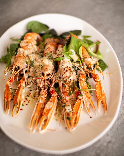 Jomfruhummer med Bourbon Whiskey - Mad med promiller af Jan Ohrt - Boulder Whiskey