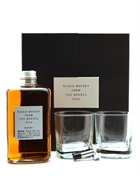 Nikka From The Barrel Gavesæt med 2 glas og skænkeprop Blended Japanese Whisky 50 cl 51,4%
