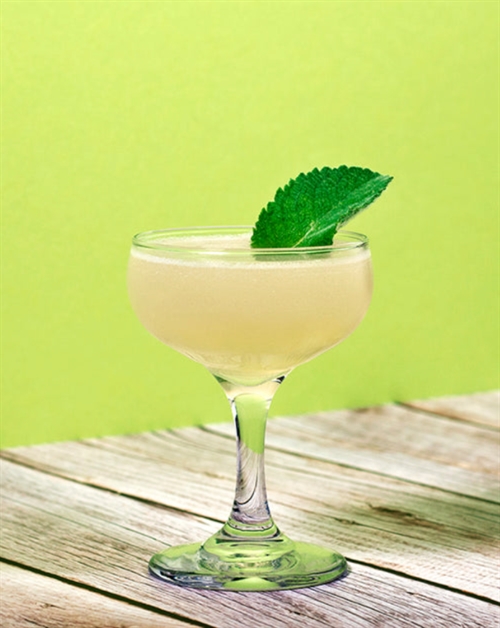 PEAR ROYAL - Ncnean Cocktail