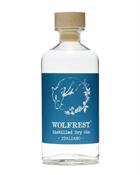 Wolfrest Distilled Dry Gin fra Italien indeholder 43 procent alkohol