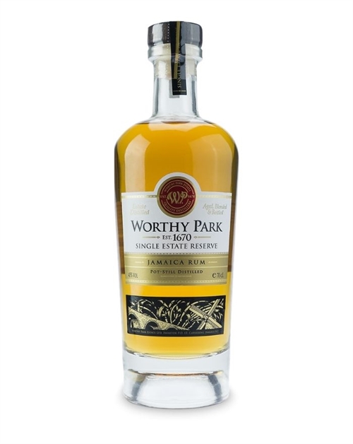 Worthy Park Single Estate Reserve fra Jamaica indeholder 70 centiliter rom med 45 procent alkohol