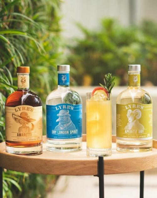 Frugtplantage-Fizz med Lyres