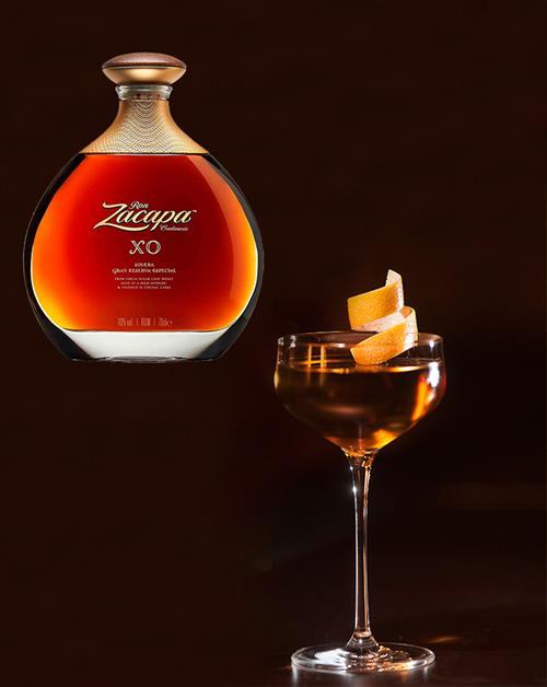 THE MOZART COCKTAIL MED RON ZACAPA XO